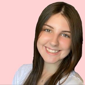 Meet your Posher, Alexandra